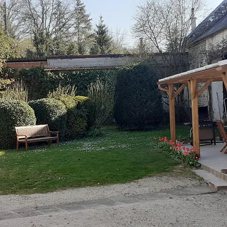 Holiday home Gite De L'abeille
